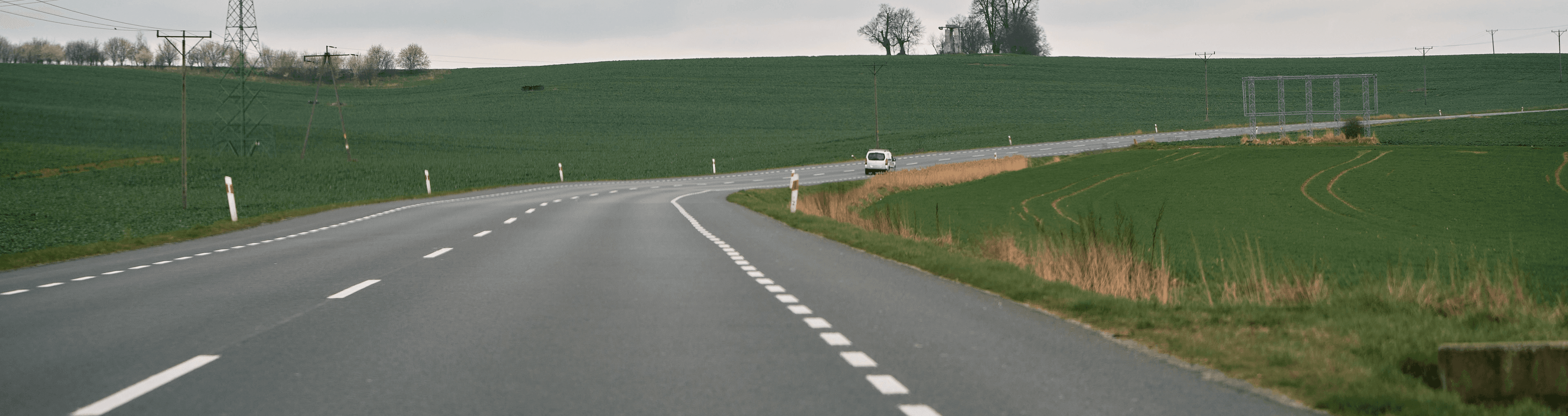 Izdevīga auto noma - elektromobīļu rezervācija